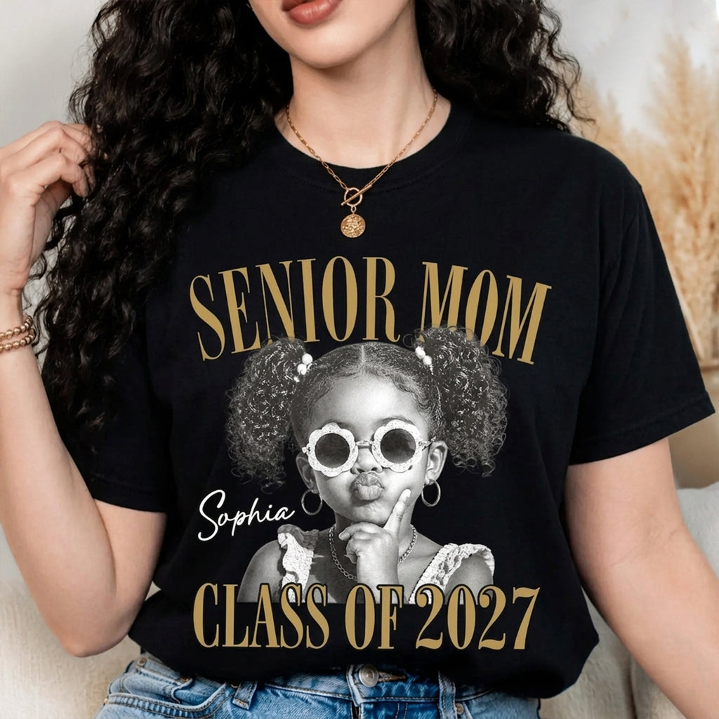 Custom Photo Retro Senior Mom 2027 Shirt, Personalized Shirt, Class of 2027 Gift, High School Graduation Tee